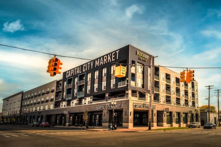 Cap City Market Photo